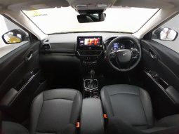 
										Mahindra XUV 3X0 1.2 AX7L AT full									