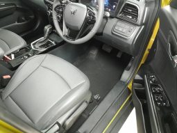 
										Mahindra XUV 3X0 1.2 AX7L AT full									