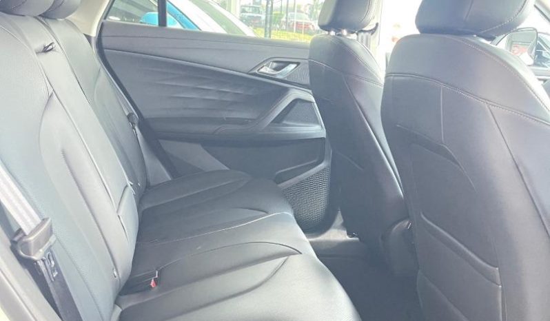
								MG Hs 1.5T Comfort At full									