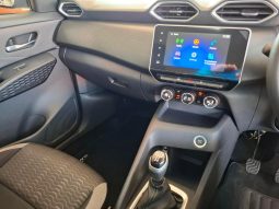 
										Nissan Magnite 1.0 Acenta full									