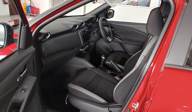 
								Nissan Magnite 1.0 Visia full									