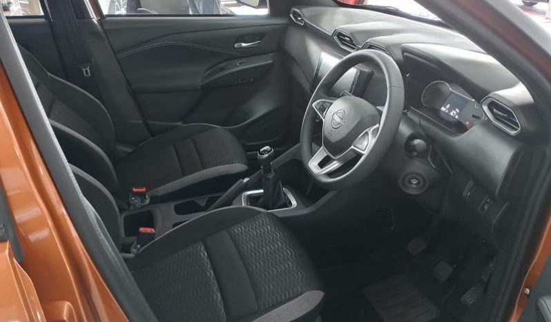 
								Nissan Magnite 1.0 Visia full									