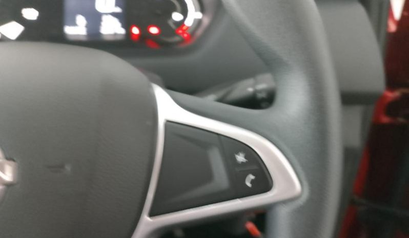 
								Nissan Magnite 1.0 Visia full									
