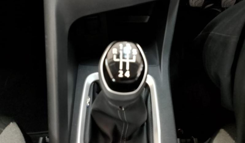 
								Nissan Magnite 1.0 Visia full									