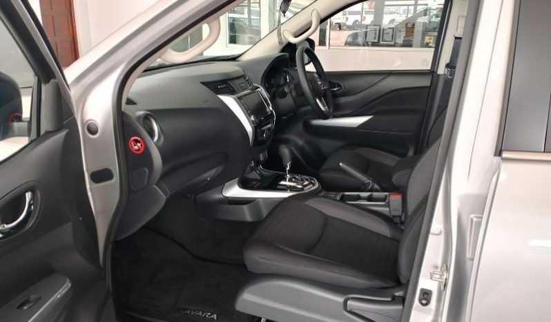 
								Nissan Navara 2.5D Le D Cab 4X2 At full									