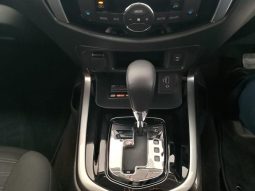 
										Nissan Navara 2.5D Le D Cab 4X2 At full									
