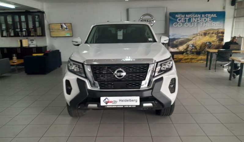 
								Nissan Navara 2.5D Le Plus D Cab 4X4 At full									