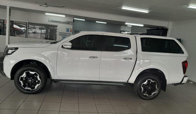 
								Nissan Navara 2.5D Le Plus D Cab 4X4 At full									