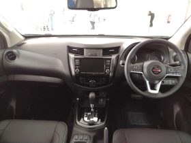 Nissan Navara 2.5D Le Plus D Cab 4X4 At