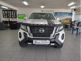 Nissan Navara 2.5D Le Plus D Cab 4X4 At