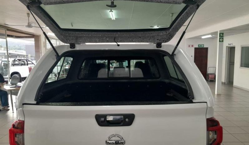 
								Nissan Navara 2.5D Le Plus D Cab 4X4 At full									