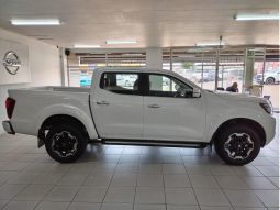 
										Nissan Navara 2.5D Le Plus D Cab 4X4 At full									
