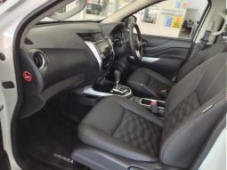 
										Nissan Navara 2.5D Le Plus D Cab 4X4 At full									