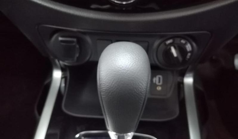 
								Nissan Navara 2.5D Le Plus D Cab 4X4 At full									