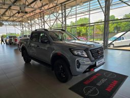 
										Nissan Navara 2.5D Pro-4X D Cab 4X4 At full									
