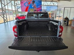 
										Nissan Navara 2.5D Pro-4X D Cab 4X4 At full									