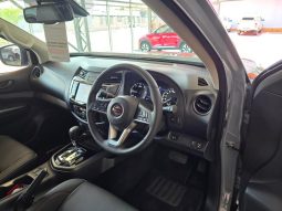 
										Nissan Navara 2.5D Pro-4X D Cab 4X4 At full									
