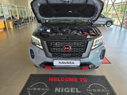 
										Nissan Navara 2.5D Pro-4X D Cab 4X4 At full									
