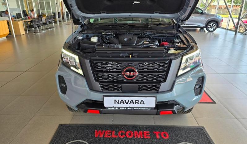 
								Nissan Navara 2.5D Pro-4X D Cab 4X4 At full									