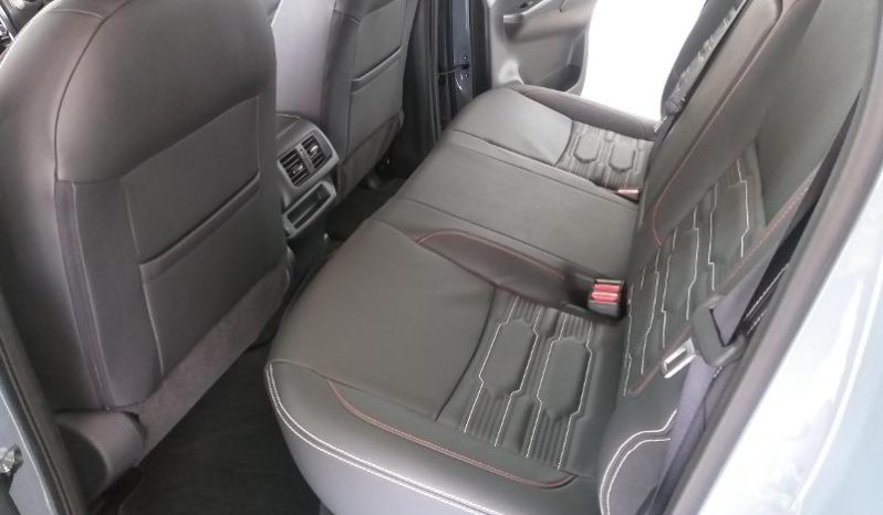 
								Nissan Navara 2.5D Pro-4X D Cab 4X4 At full									