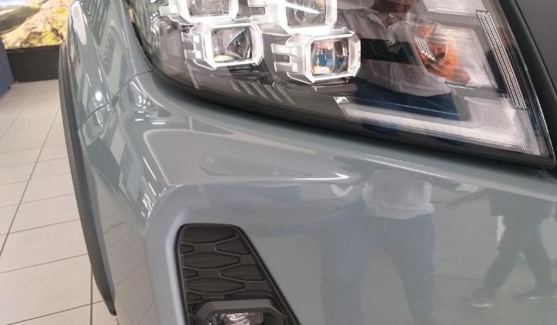 
								Nissan Navara 2.5D Pro-4X D Cab 4X4 At full									
