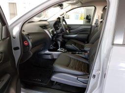
										Nissan Navara 2.5D Pro-4X D Cab 4X4 At full									