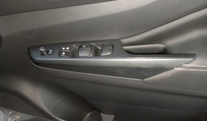 
								Nissan Navara 2.5D Pro-4X D Cab 4X4 At full									