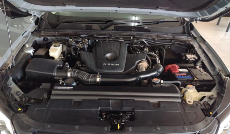 
								Nissan Navara 2.5D Pro-4X D Cab 4X4 At full									