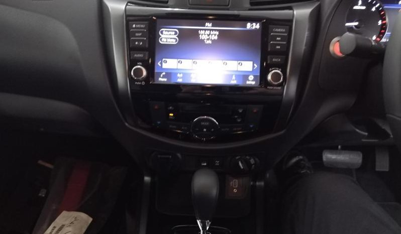
								Nissan Navara 2.5D Pro-4X D Cab 4X4 At full									