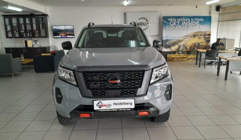 
								Nissan Navara 2.5D Pro-4X D Cab 4X4 At full									