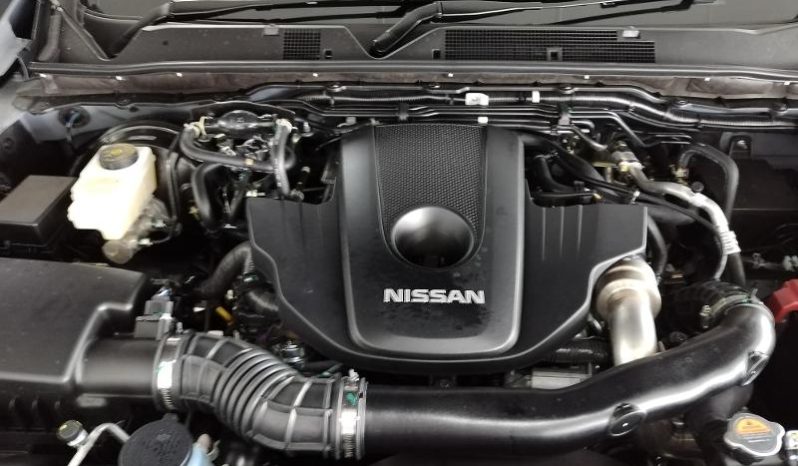
								Nissan Navara 2.5D Pro-4X D Cab 4X4 At full									