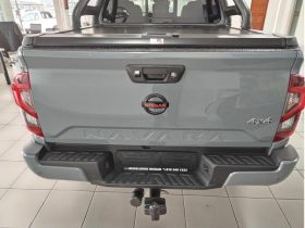 Nissan Navara 2.5D Pro-4X D Cab 4X4 At