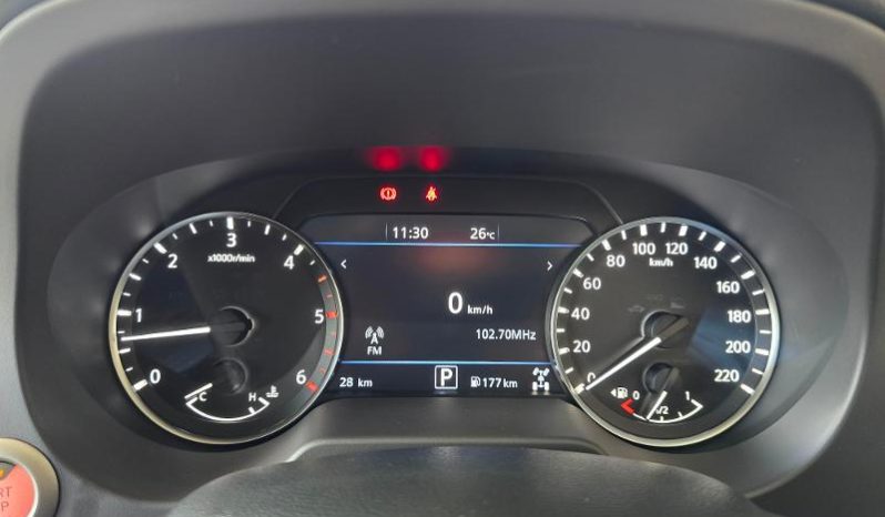 
								Nissan Navara 2.5D Pro-4X D Cab 4X4 At full									