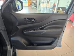 
										Nissan Navara 2.5D Pro-4X D Cab 4X4 At full									
