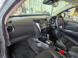 
										Nissan Navara 2.5D Pro-4X D Cab 4X4 At full									