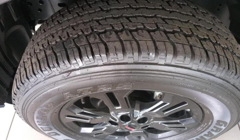
								Nissan Navara 2.5D Pro-4X D Cab 4X4 At full									