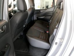 
										Nissan Navara 2.5D Pro-4X D Cab 4X4 At full									
