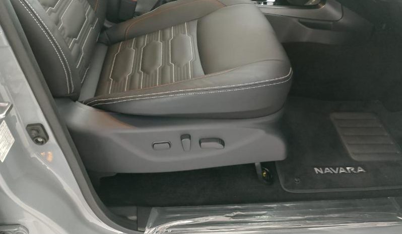
								Nissan Navara 2.5D Pro-4X D Cab 4X4 At full									