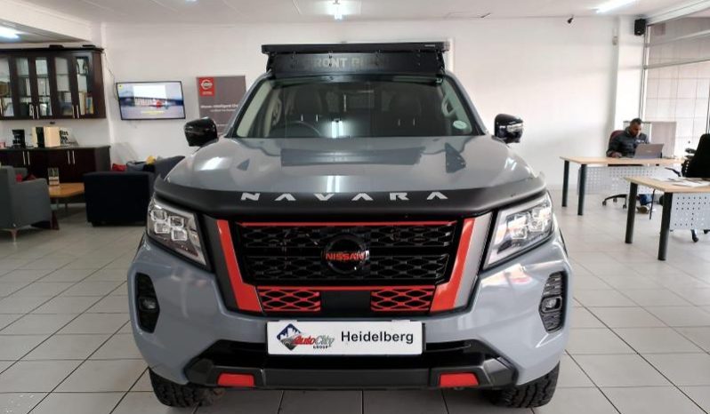 
								Nissan Navara 2.5D Pro-4X D Cab 4X4 At full									