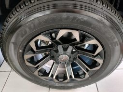 
										Nissan Navara 2.5D Pro-4X D Cab 4X4 At full									