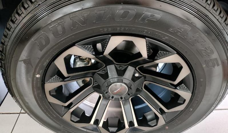 
								Nissan Navara 2.5D Pro-4X D Cab 4X4 At full									