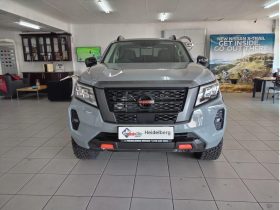 Nissan Navara 2.5D Pro-4X D Cab 4X4 At