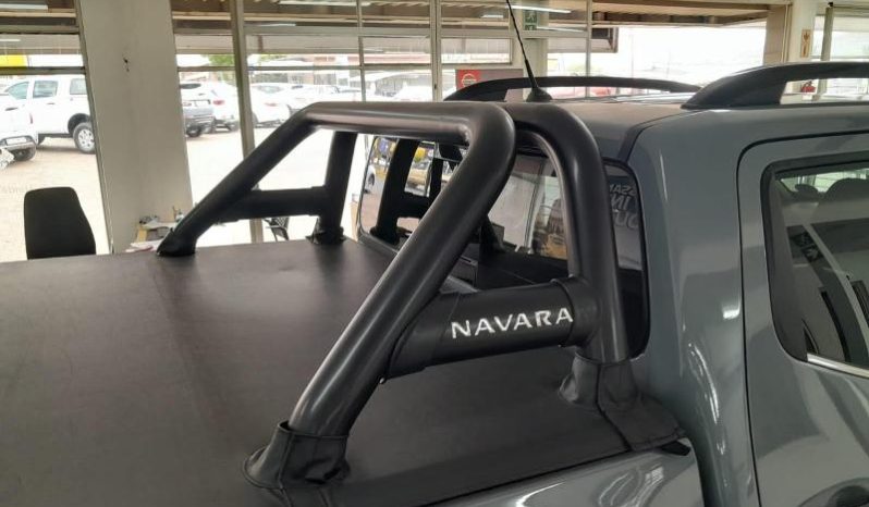 
								Nissan Navara 2.5D Pro-4X D Cab 4X4 At full									