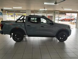 
										Nissan Navara 2.5D Pro-4X D Cab 4X4 At full									