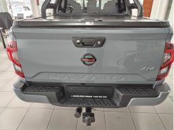 
										Nissan Navara 2.5D Pro-4X D Cab 4X4 At full									