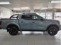
										Nissan Navara 2.5D Pro-4X D Cab 4X4 At full									