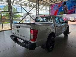 
										Nissan Navara 2.5D Se D Cab 4X2 At full									