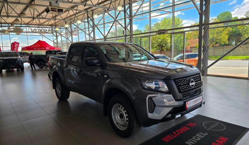 
								Nissan Navara 2.5D Se D Cab 4X2 At full									