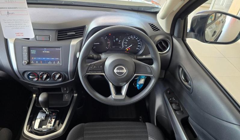 
								Nissan Navara 2.5D Se D Cab 4X2 At full									