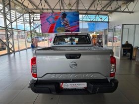 Nissan Navara 2.5D Se D Cab 4X2 At